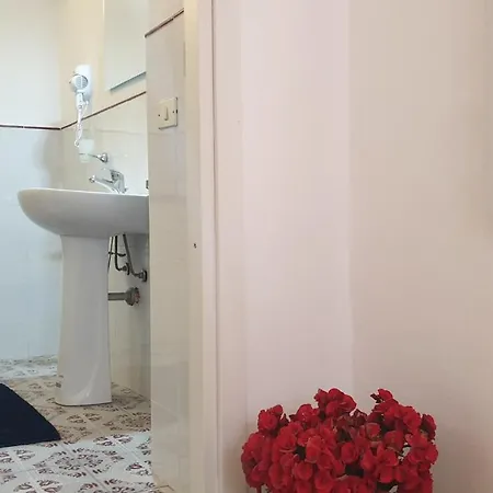 La Pomelia Apartment
