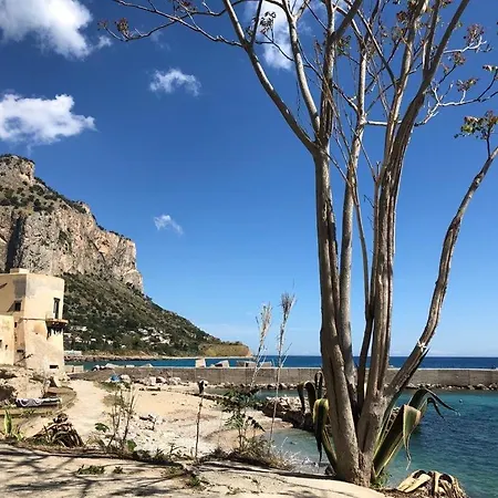 Apartment La Casuzza Sul Mare *