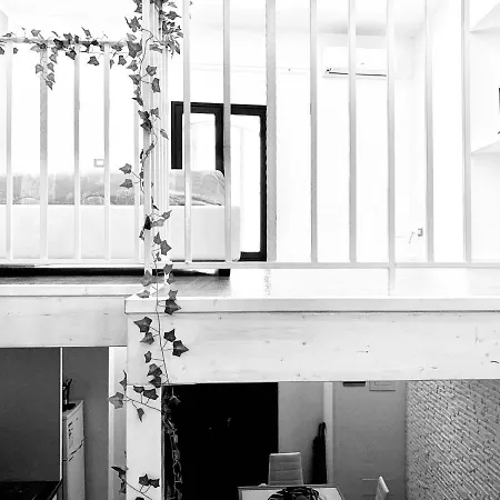 La Casa Sul Vicolo - Centro Storico Apartment *