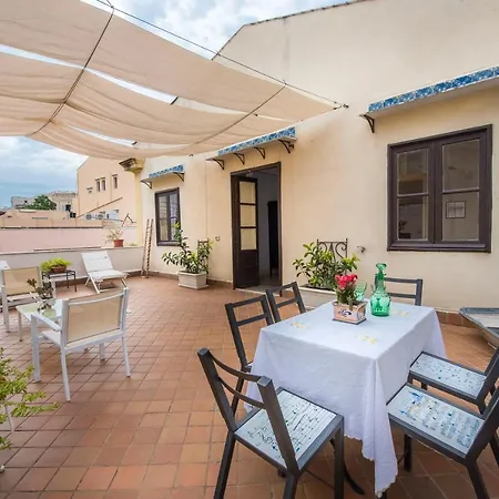 Casa D’arte Ugdulena Con Piscina E Terrazza Casa vacanze Palermo