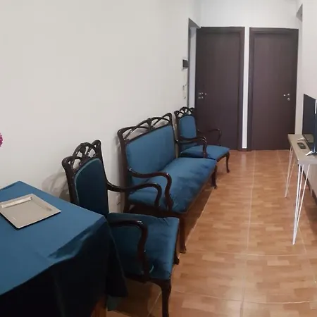 Гостевой дом Affitta Al Castello Палермо