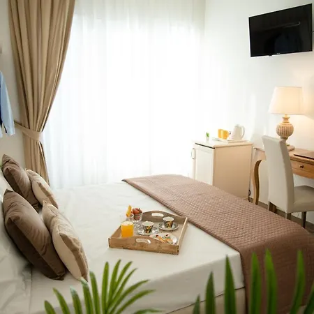 Porta Aragonese Luxury 2*