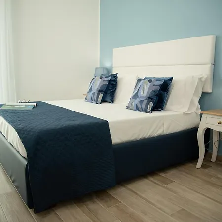 Porta Aragonese Luxury בית הארחה 2*