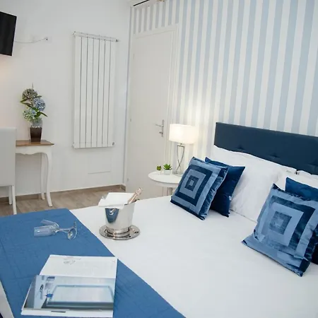 Porta Aragonese Luxury 2*