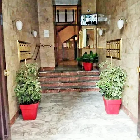 A Un Passo Dal Centro 3*