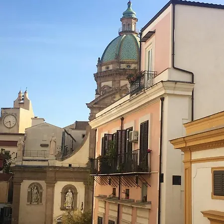 Modern 80 M² + Balcony Appartamento Palermo