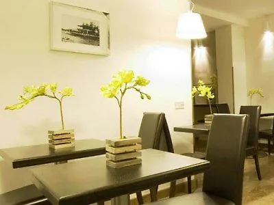 أوسياردهوم فندق 4*