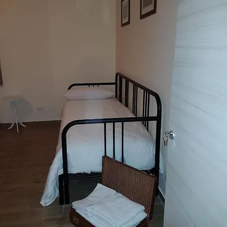 Le Sorgenti Del Papireto Bed & Breakfast *