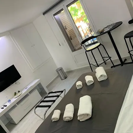 Rossella's فندق مبيت وإفطار 2*