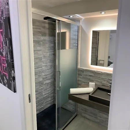فندق مبيت وإفطار Rossella's 2*