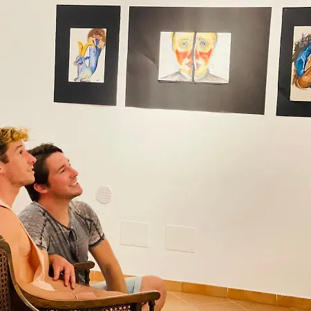 Palazzo Del Poeta - Dimora Contemporanea Affittacamere 2*