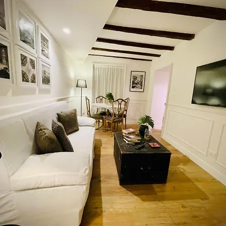 Affittacamere Palazzo Del Poeta - Dimora Contemporanea 2*