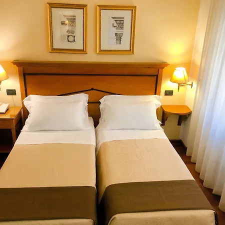 Florio Opera Hotel 3*