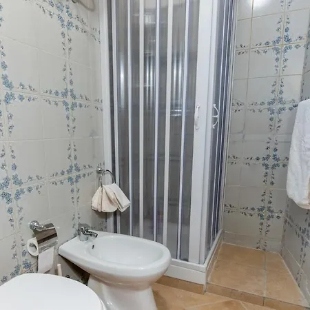Kemonia Casa Vacanze Apartment *