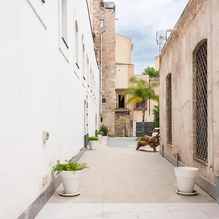 Luxury Warehouse Valverde By Domus Sicily Apartment Palermo