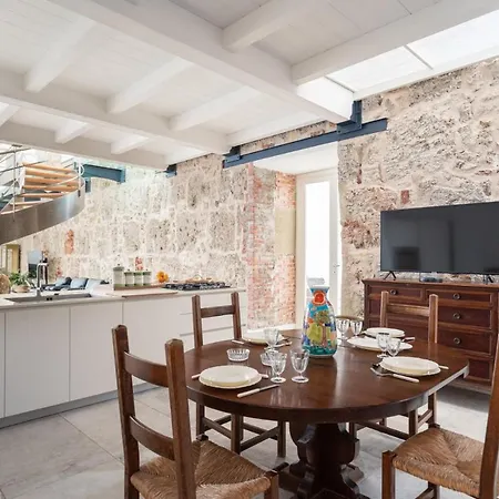 Apartment Luxury Warehouse Valverde By Domus Sicily Palermo
