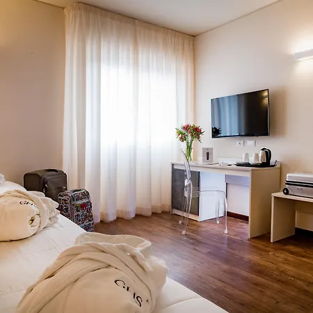 Astoria Palace Otel 4*
