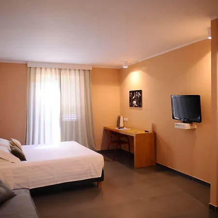 מלון Casena Dei Colli, Sure Collection By Western 4*