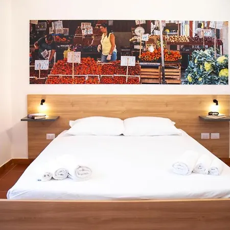 Ballaro' - Budget Hotell Palermo