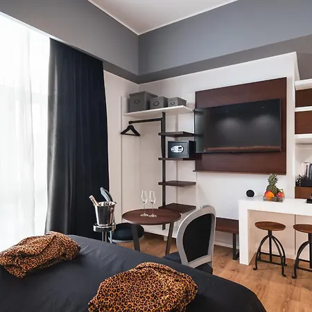 Residenze Chamur- Grattacielo Guest house *