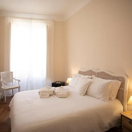 Dimora Sinibaldi Bed & Breakfast 2*