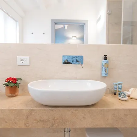 Maison d'hôtes Archè Design Rooms&suites 2*
