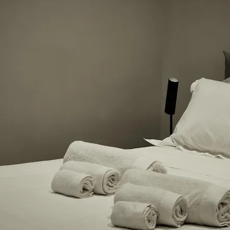 Palazzo Santamarina Luxury & بيت ضيافة باليرمو