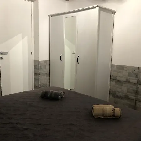 Апартаменты La Casetta Del Borgo Палермо