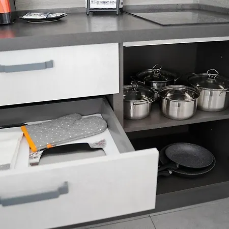 Luxury Citylife Apartment *