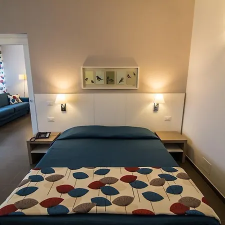 Apart-hotel Marbela & Palermo