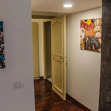 Alexander House Pensjonat *