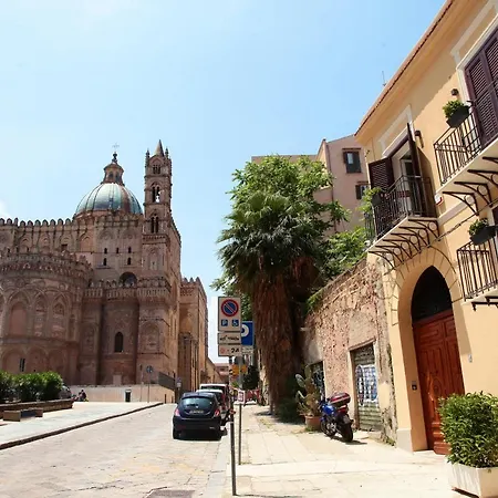 Bed & Breakfast Alle Absidi Della Cattedrale *
