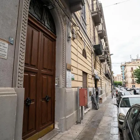 Bed & Breakfast Handy Palermo