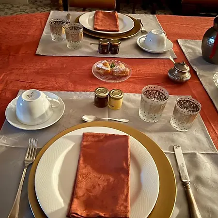 Donna Guia Nocleg ze śniadaniem *