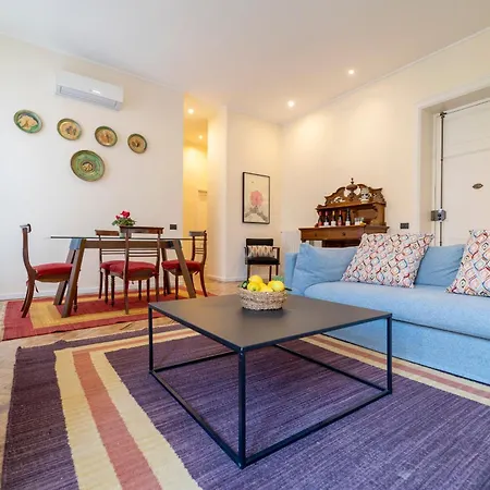 Apartment Palazzo Planeta