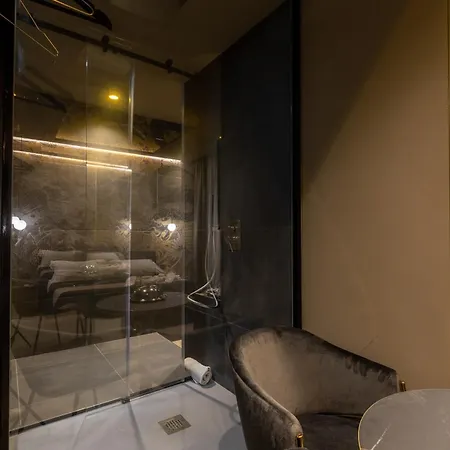 Gold Suite&spa Alojamento de Acomodação e Pequeno-almoço *