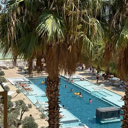 Al Balhara Suites & 리조트