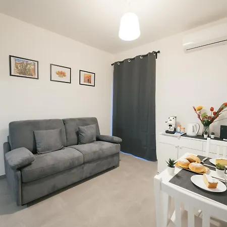 La Casa Di Louis Apartment Palermo
