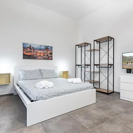 Palazzo Dei Normanni & Ballaro Roomy Modern X9 Appartamento