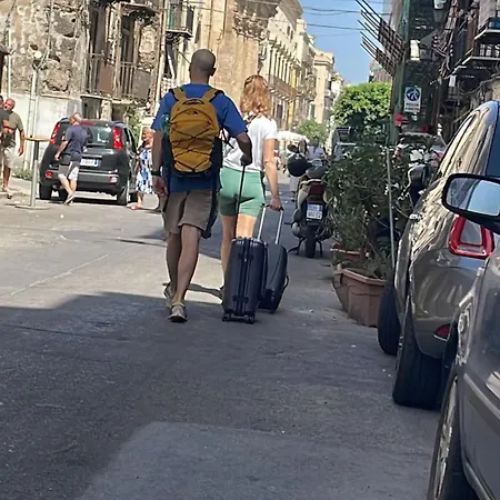 Porta Dei Greci *