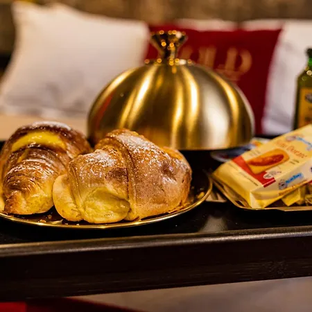 Alojamento de Acomodação e Pequeno-almoço Gold Suite&spa