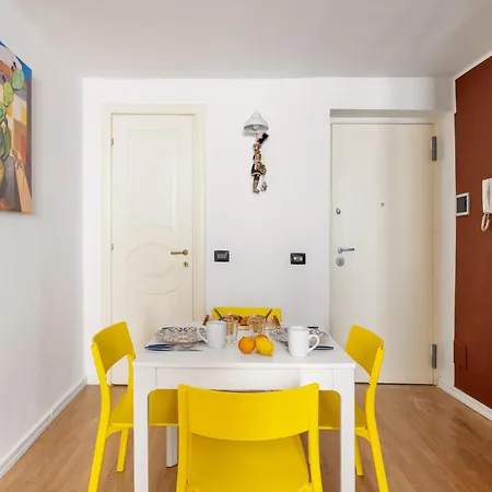 Apartment Agata E Rosalia 2 Bedroom Flat At The Quattro Canti Palermo