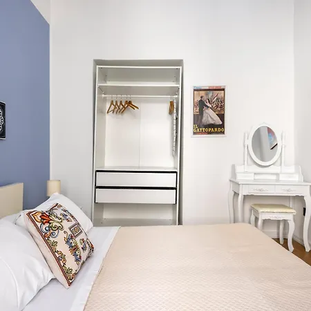 Agata E Rosalia 2 Bedroom Flat At The Quattro Canti Apartment Palermo