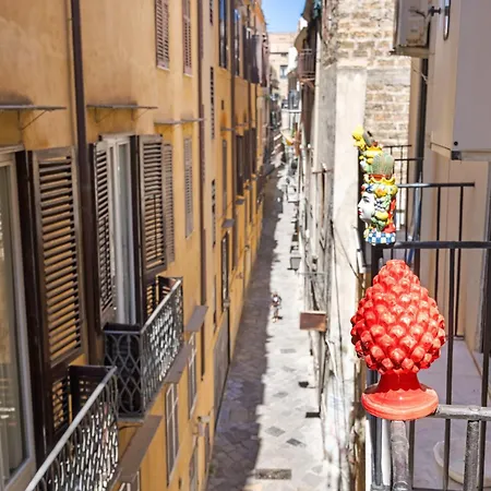 Agata E Rosalia 2 Bedroom Flat At The Quattro Canti Apartment