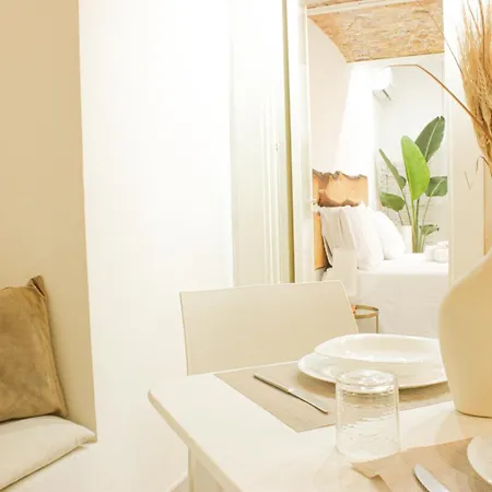 Apartment A Centro Vicino Stazione Mercato E Attrazioni *