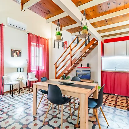 The Traveller's House - Station Apartment Palermo