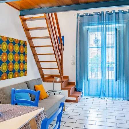 Apartment The Traveller's House - Station Palermo