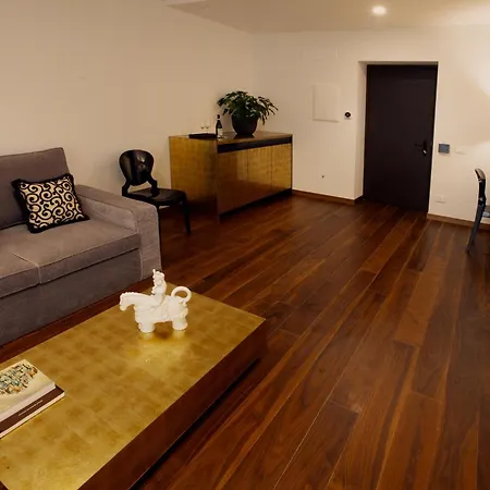 מלון Palazzo Cartari 4*