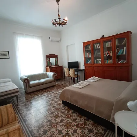 Il Genio Del Porto - Mabbonath Bed and breakfast 2*