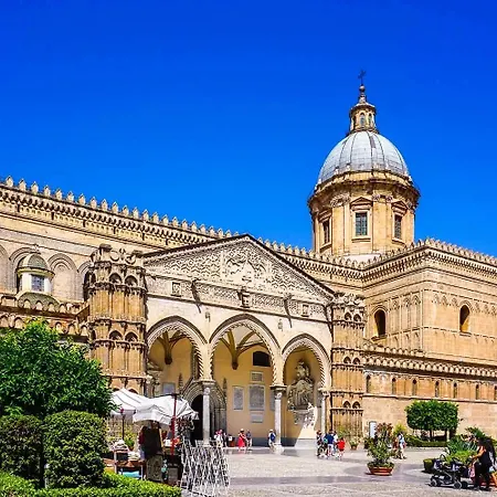 A Centro Vicino Stazione Mercato E Attrazioni Apartment